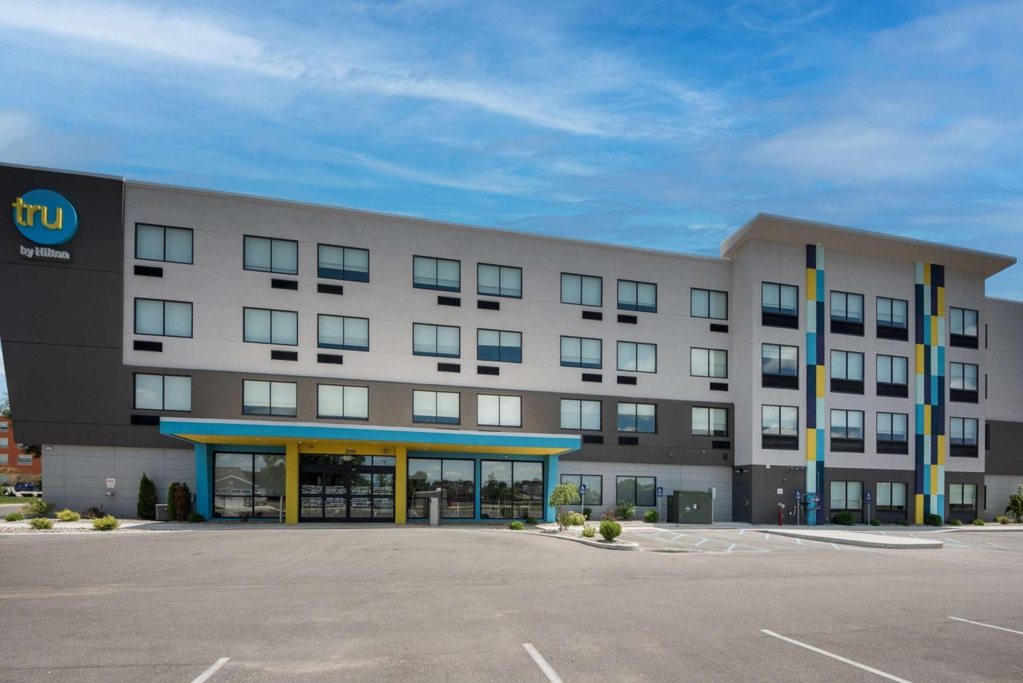 Tru By Hilton Warsaw, In Hotel Exterior photo
