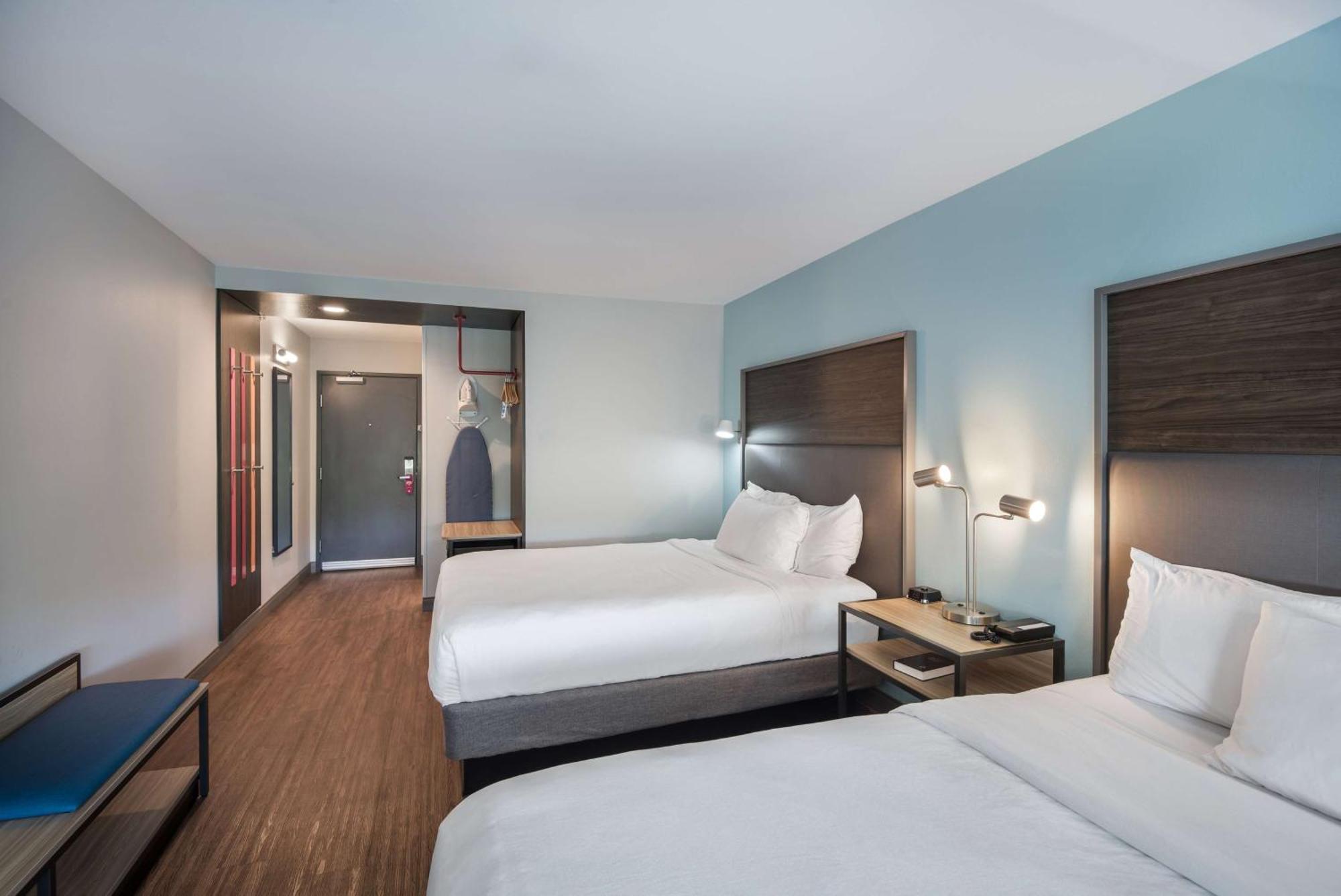 Tru By Hilton Warsaw, In Hotel Exterior photo